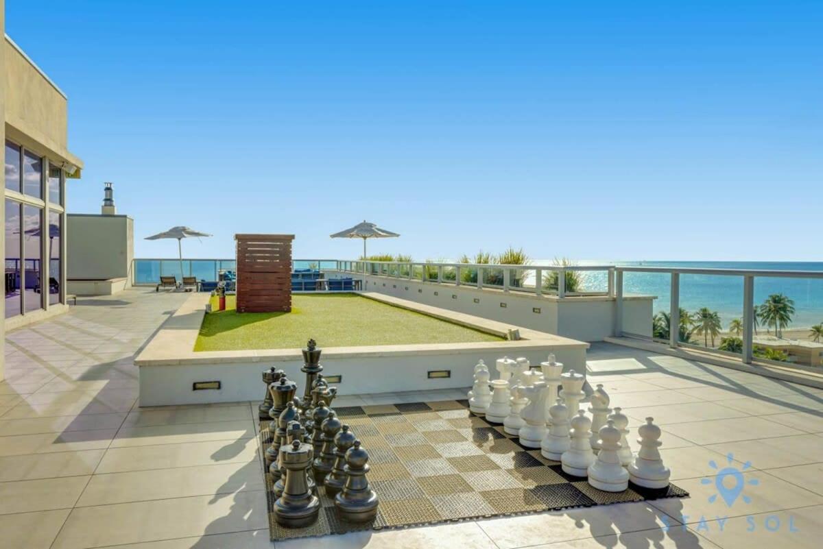 Beachfront Resort - Hot Tub & Pool- Near Beach Hollywood Exterior photo